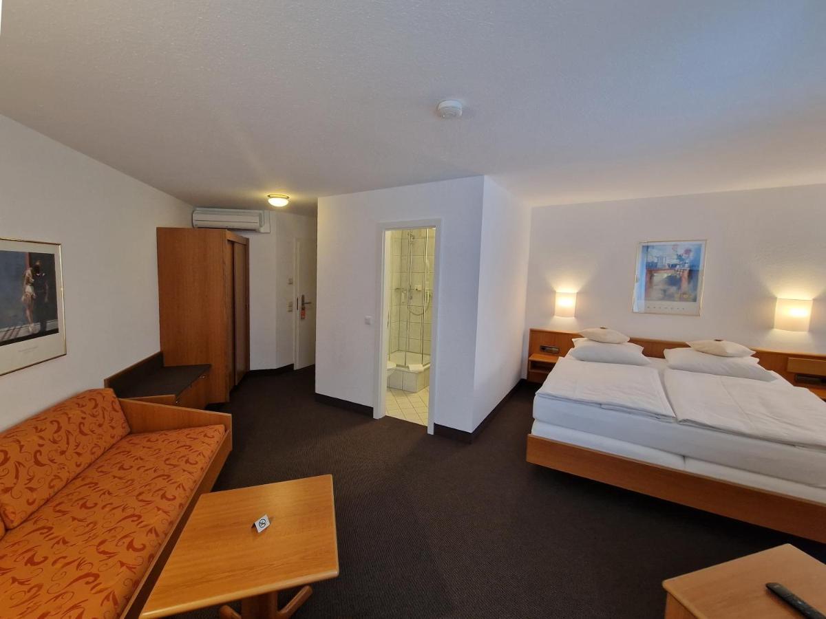 Hotel Gerberhof Backnang Exteriör bild