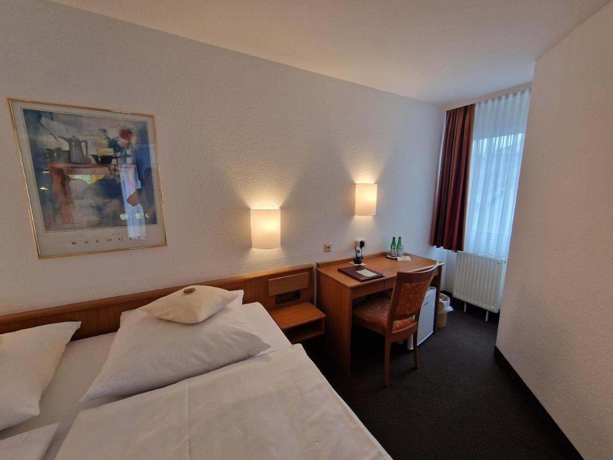 Hotel Gerberhof Backnang Exteriör bild
