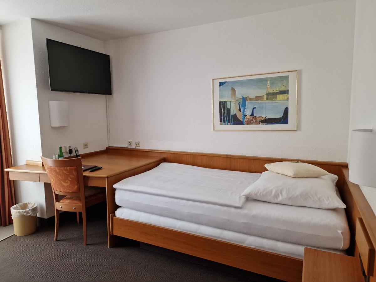Hotel Gerberhof Backnang Exteriör bild