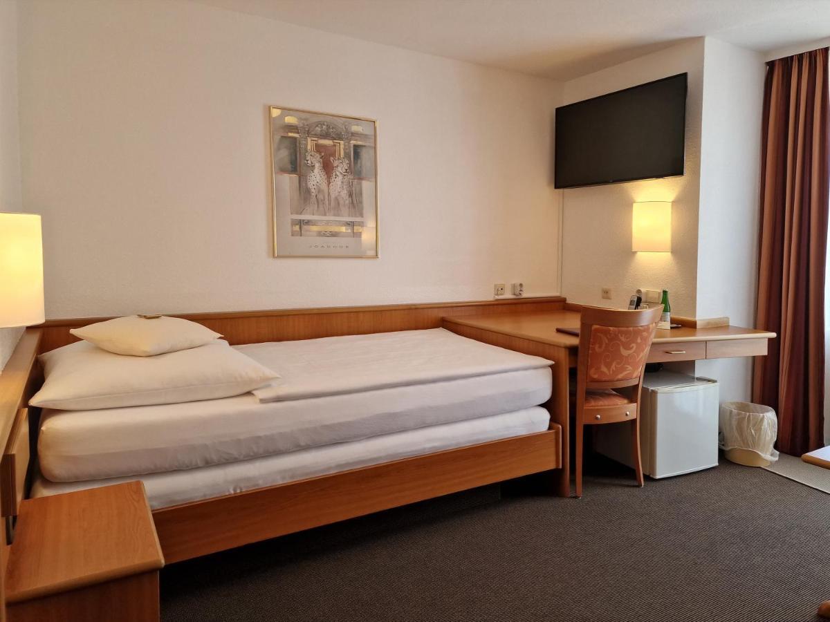 Hotel Gerberhof Backnang Exteriör bild